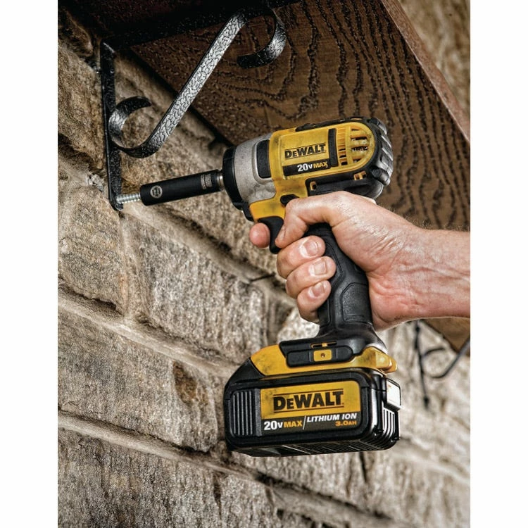 DeWalt 20V MAX* Li-Ion 3-Tool Cordless Combo Kit DCK390L2 - Combo Kits - Image 2